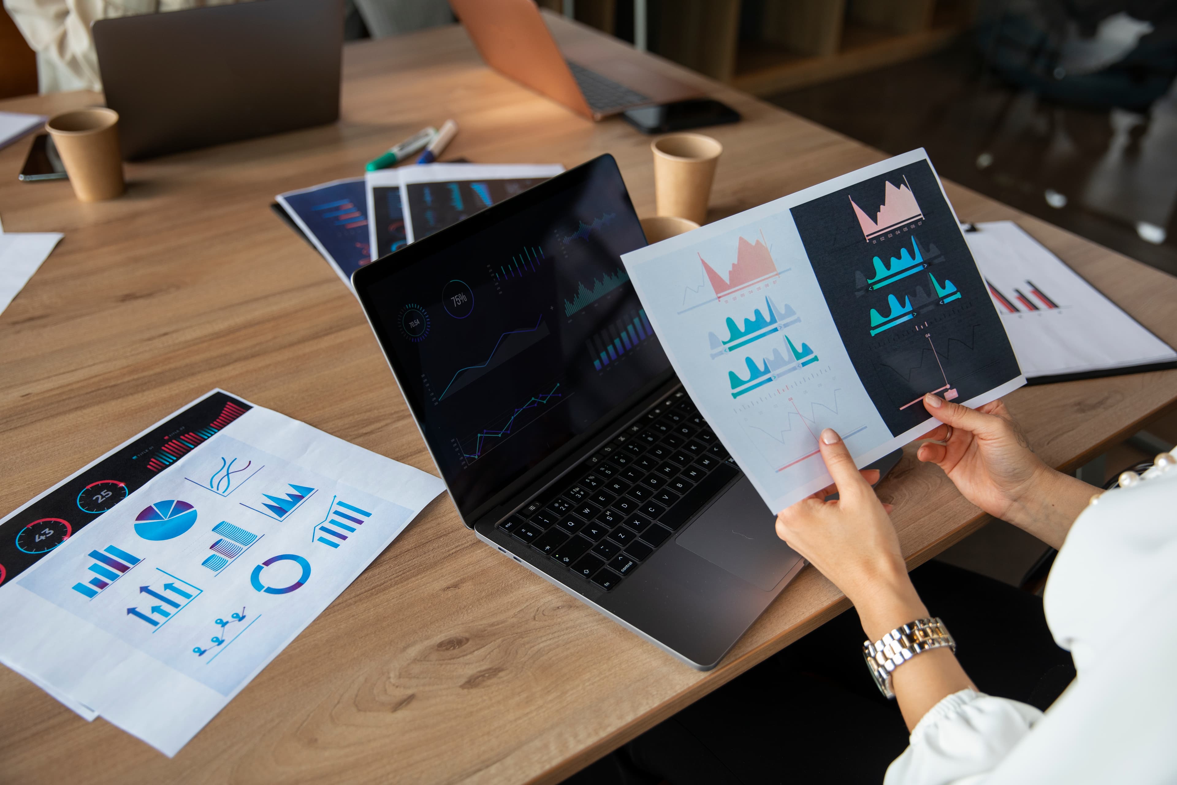 How to Build a Data Analyst Portfolio That Gets You Hired in 2026